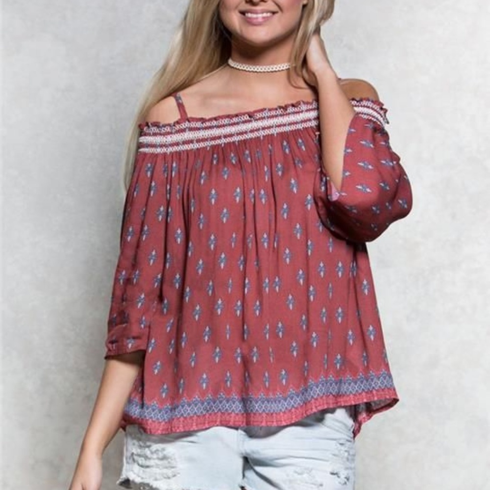 $5 W/ BUNDLE Jolt Cold Shoulder Boho Top